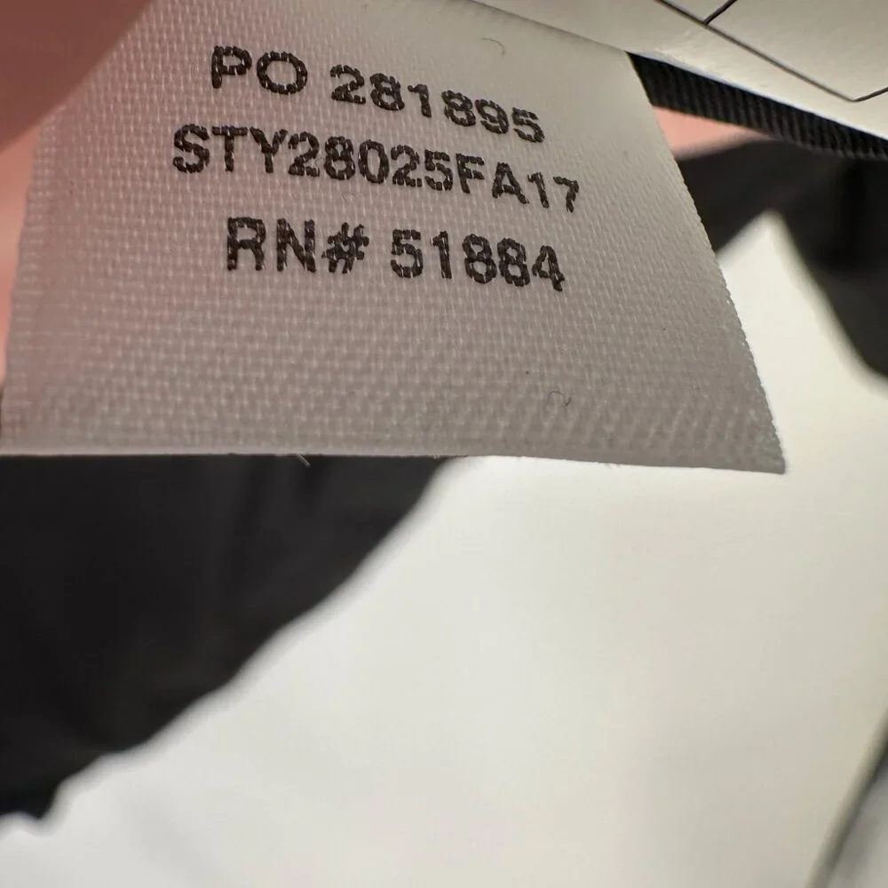 Patagonia Downtown Jacket in Black size S Women's Full Zip Insulated Down Fill - Picture 9 of 10